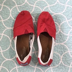 Toms Shoes Size 7 for Women’s